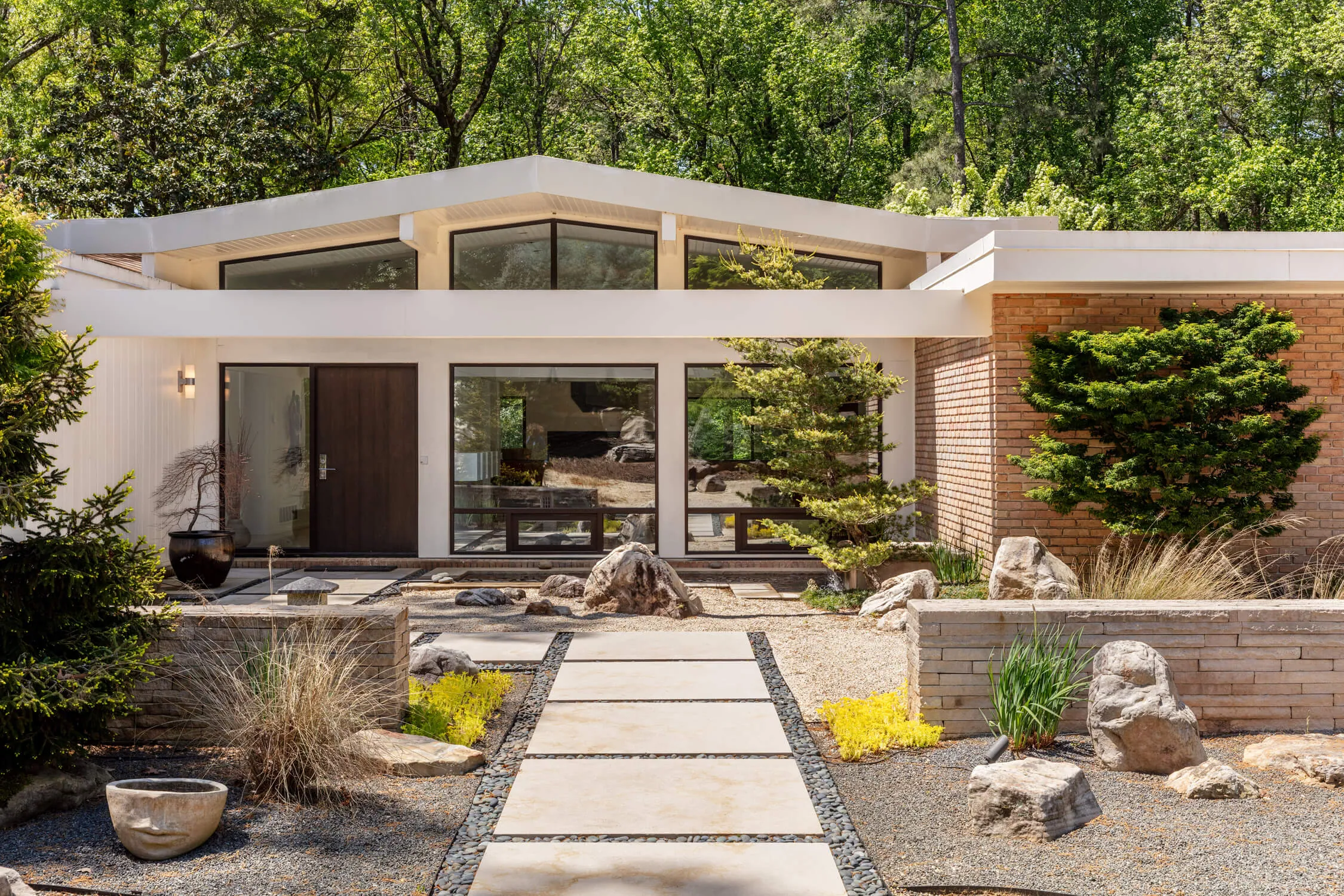 The Grounds — The Ridgewood House