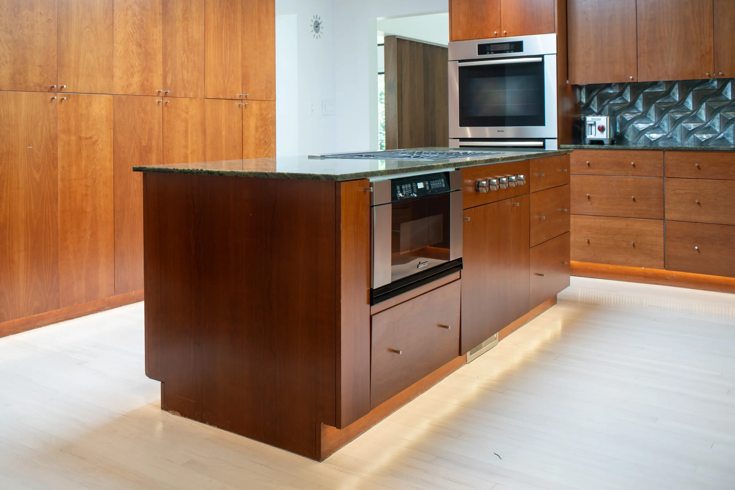 The Table — The Ridgewood House